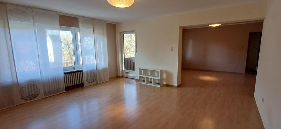 Erdgeschoßwohnung Bad Kissingen - 2.5 Zimmer, 90 m&sup2;, 720&euro; | Angebot:24980483