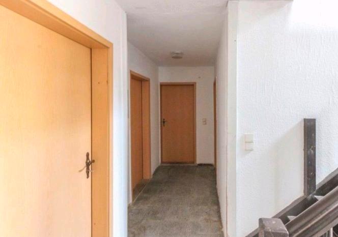 Einfamilienhaus Schweinfurt Haardt - 8 Zimmer, 196 m&sup2;, 120.000&euro; | Angebot:26959541