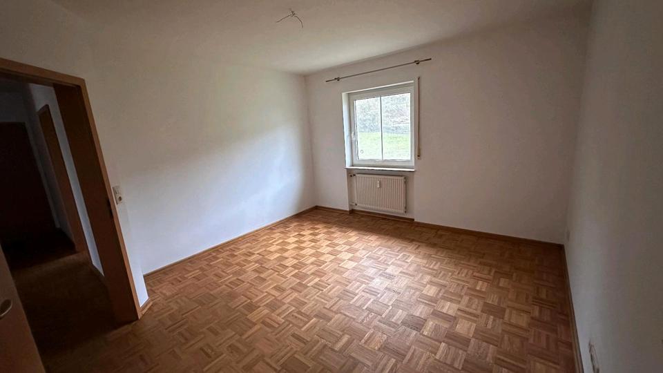Etagenwohnung Bad Bocklet - 3 Zimmer, 82 m&sup2;, 750&euro; | Angebot:25881500