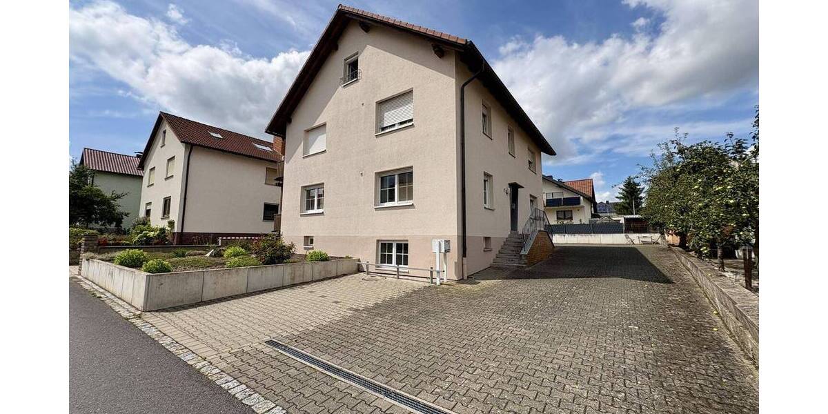 Mehrfamilienhaus, Wohnhaus Knetzgau - 9 Zimmer, 495.000&euro; | Angebot:25686242