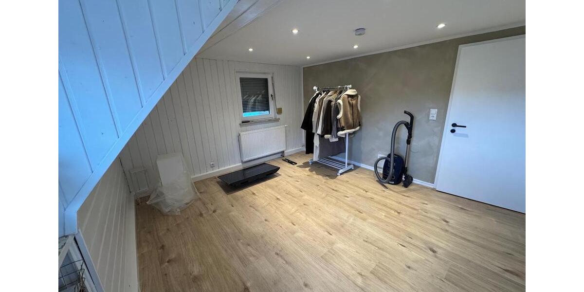 Etagenwohnung Schweinfurt Gartenstadt - 5 Zimmer, 110 m&sup2;, 670&euro; | Angebot:25840223