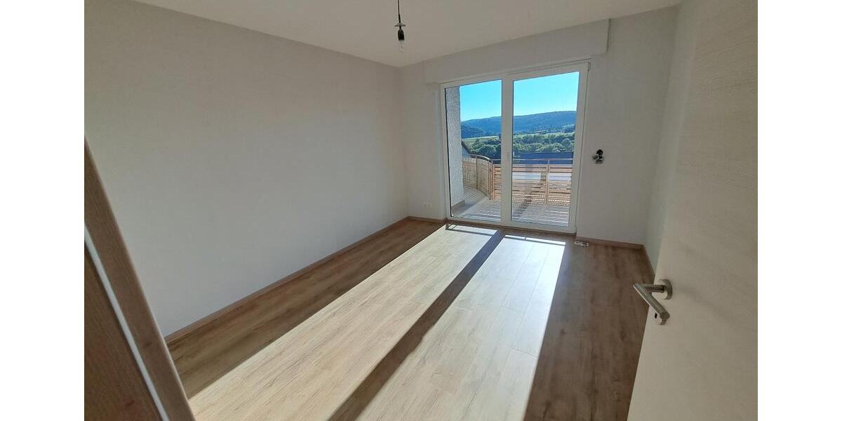 Etagenwohnung Bad Bocklet - 4.5 Zimmer, 125 m&sup2;, 990&euro; | Angebot:26041390