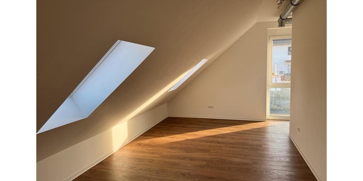 Gewerbeobjekt Kürnach - 700&euro; | Angebot:23781082