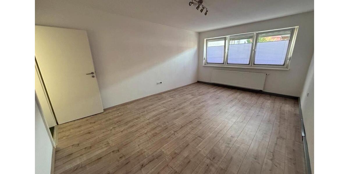 Erdgeschoßwohnung Arnstein - 2 Zimmer, 89 m&sup2;, 650&euro; | Angebot:25925055