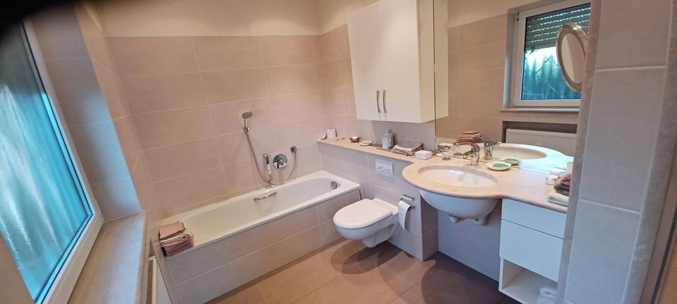 Bungalow Bad Kissingen - 6 Zimmer, 185 m&sup2;, 690.000&euro; | Angebot:25646156