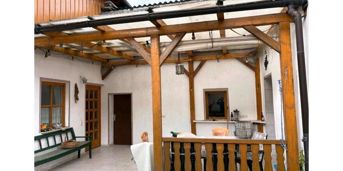 Einfamilienhaus Sulzfeld - 10 Zimmer, 209 m&sup2;, 205.000&euro; | Angebot:23431179