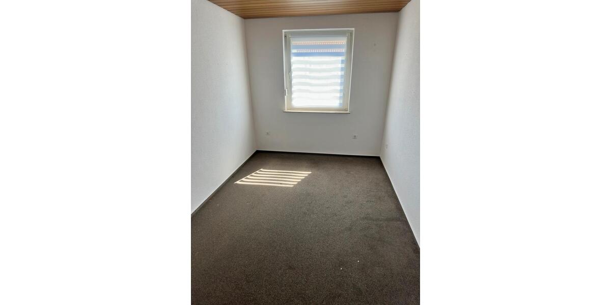 Mehrfamilienhaus, Wohnhaus Niederwerrn - 320.000&euro; | Angebot:27034642