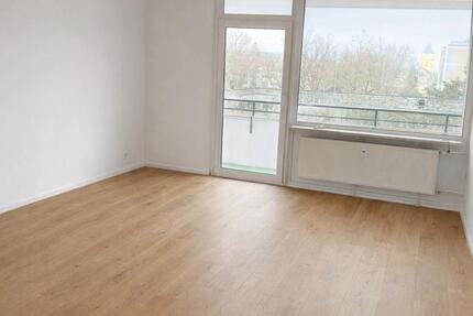 Wohnung Schweinfurt Bellevue - 3 Zimmer, 80 m&sup2;, 800&euro; | Angebot:25317850