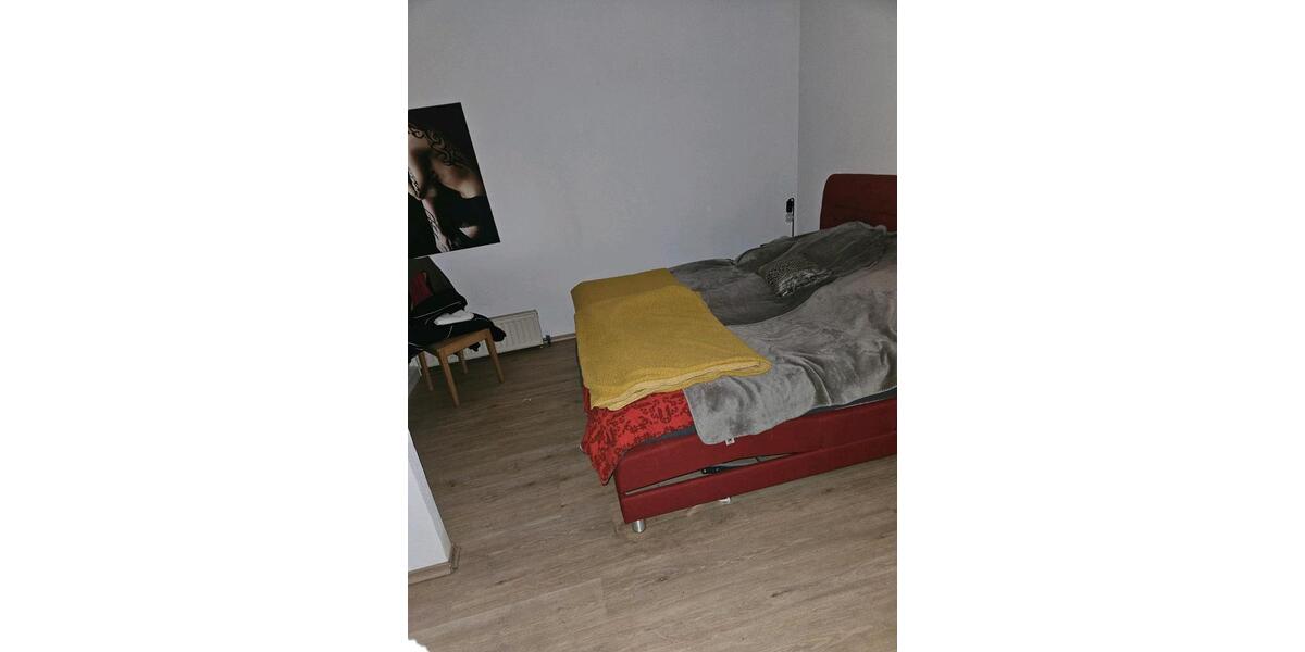 Mehrfamilienhaus, Wohnhaus Bundorf - 9 Zimmer, 250 m&sup2;, 250.000&euro; | Angebot:25891847