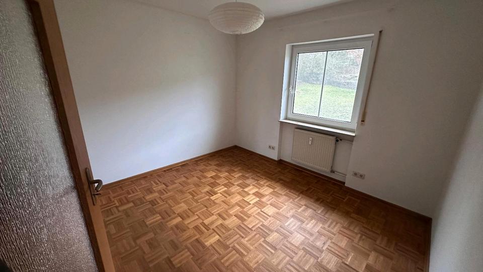 Etagenwohnung Bad Bocklet - 3 Zimmer, 82 m&sup2;, 750&euro; | Angebot:25881500