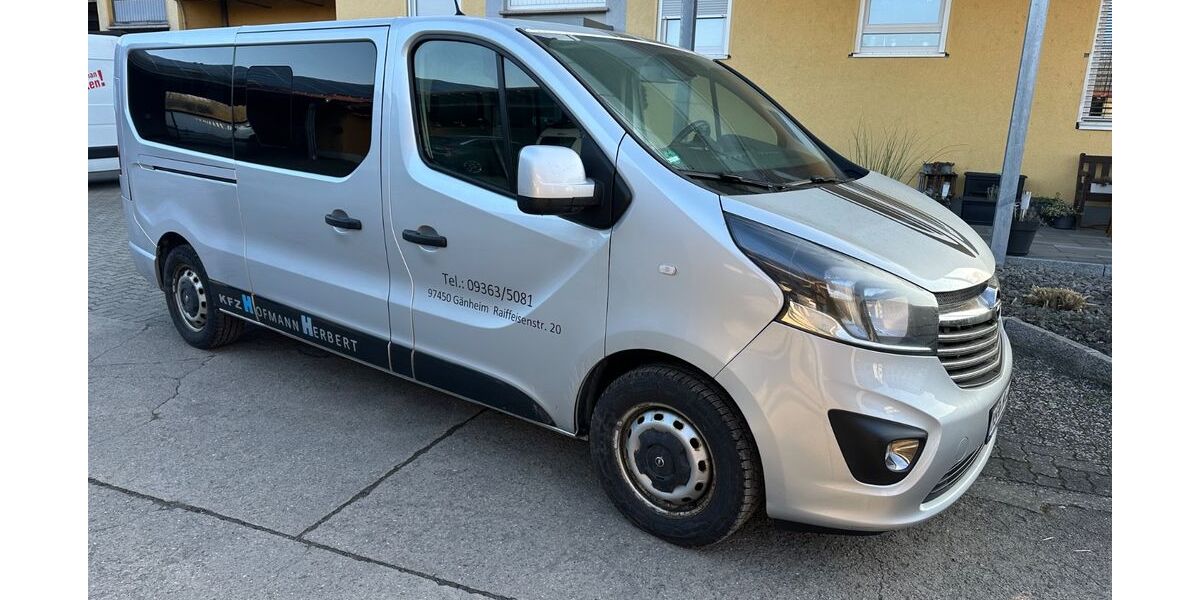 Opel Vivaro 217.500 km 13.500 &euro; Arnstein 97450