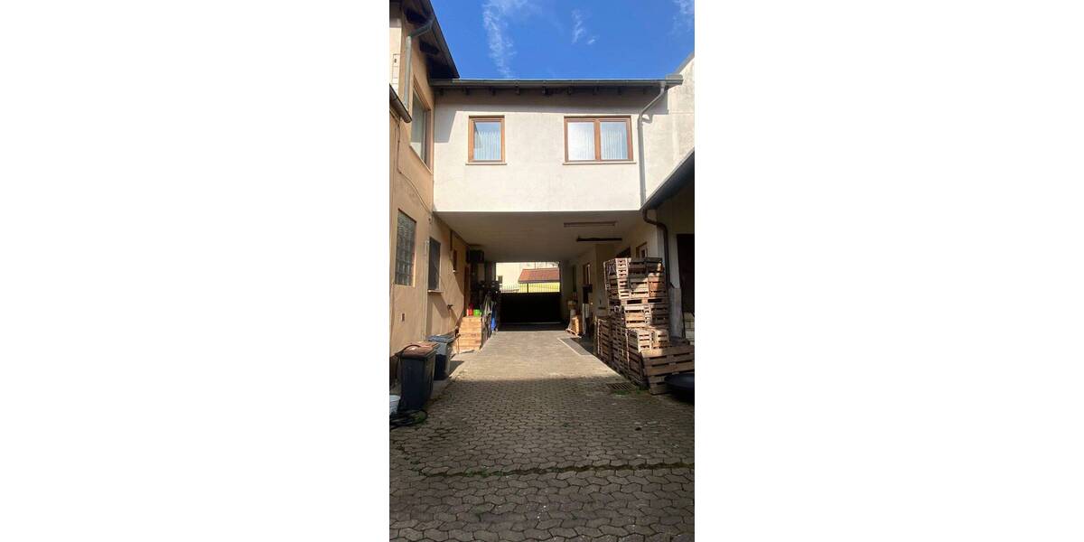 Mehrfamilienhaus, Wohnhaus Volkach - 9 Zimmer, 415.000&euro; | Angebot:25669925