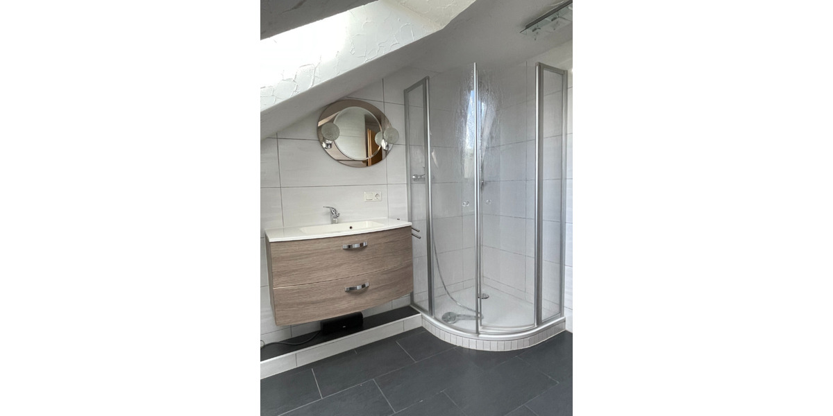 Dachgeschoßwohnung Bad Kissingen - 2 Zimmer, 53 m&sup2;, 450&euro; | Angebot:25942784