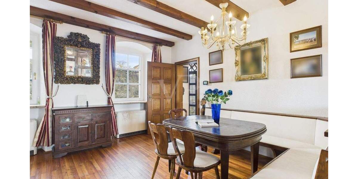 Mehrfamilienhaus, Wohnhaus Strahlungen - 6 Zimmer, 210 m&sup2;, 349.000&euro; | Angebot:25665662