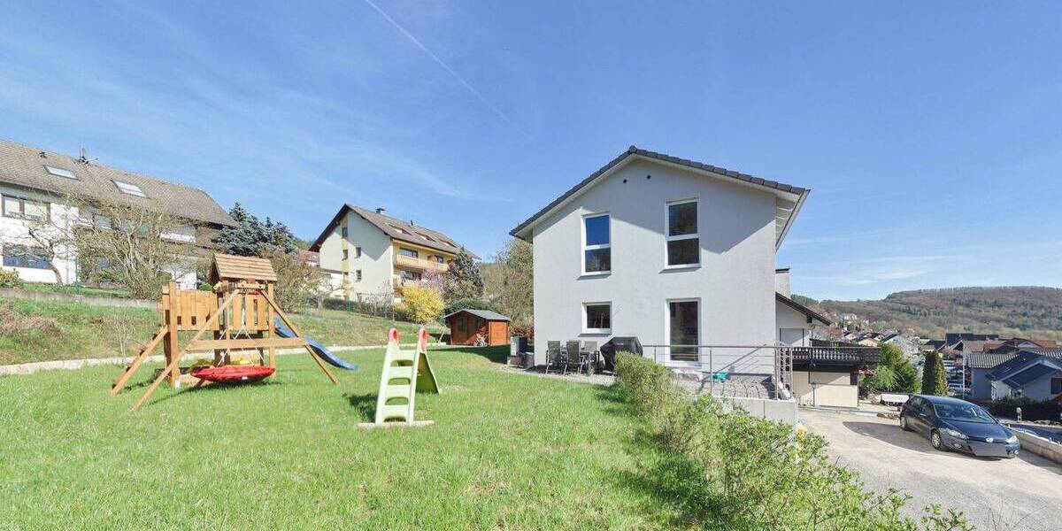 Einfamilienhaus Bad Bocklet - 5 Zimmer, 124 m&sup2;, 490.000&euro; | Angebot:26488312