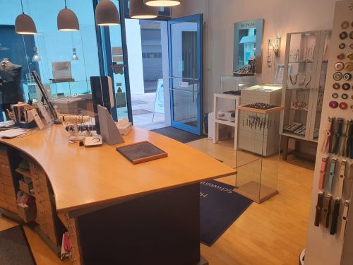 Hochwertige Goldschmiede, Laden und Werkstatt in 97421 Schweinfurt-Altstadt (ID 10203) - Gewerbeobjekt Schweinfurt (Altstadt) Schweinfurt (Altstadt) | Angebot:25767015