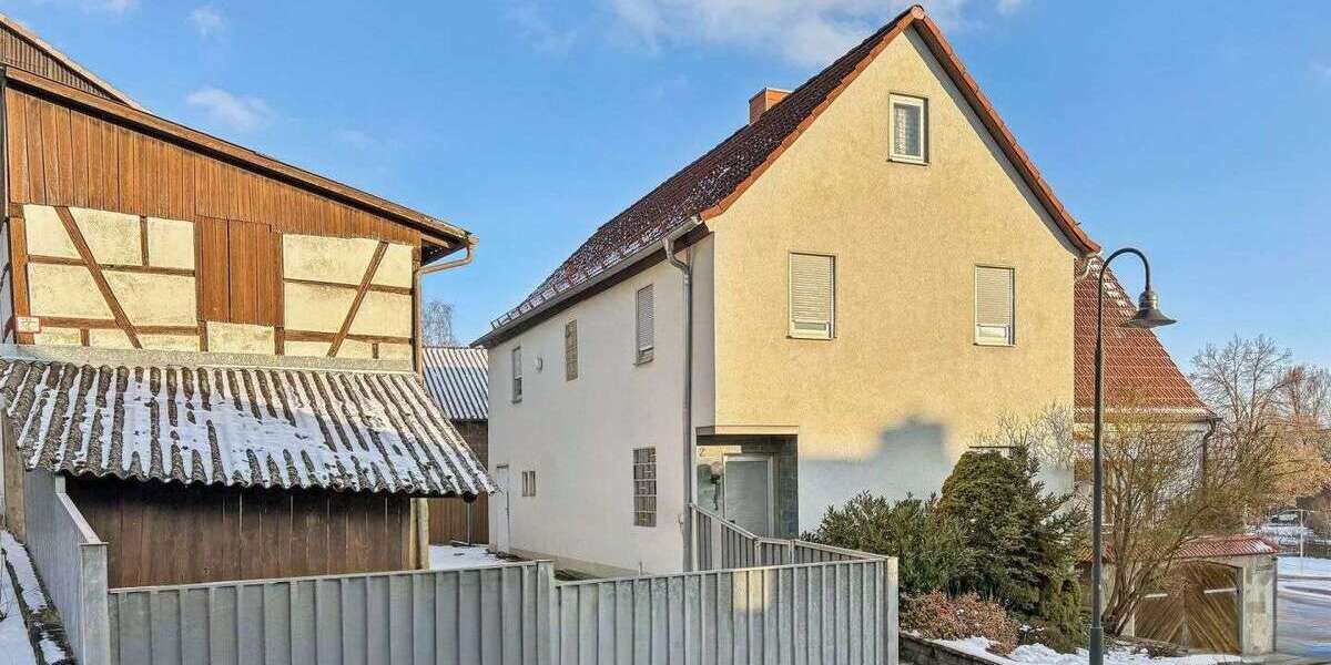 Einfamilienhaus Münnerstadt - 5 Zimmer, 118 m&sup2;, 49.900&euro; | Angebot:24685703