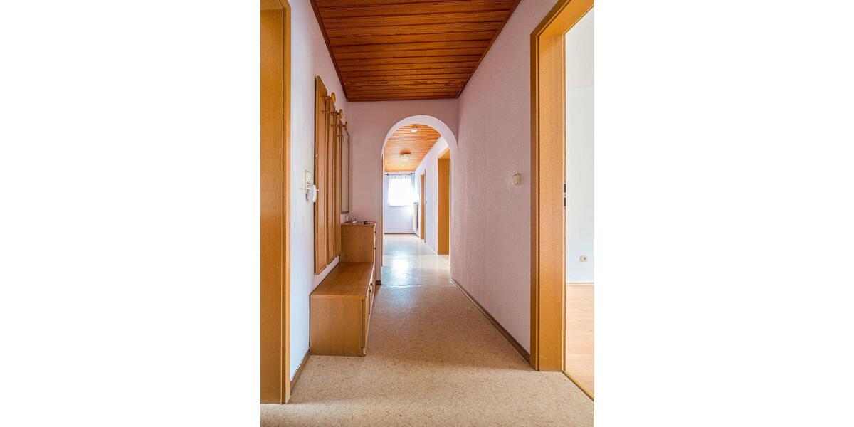 Mehrfamilienhaus, Wohnhaus Arnstein - 10 Zimmer, 260 m&sup2;, 500.000&euro; | Angebot:25510299