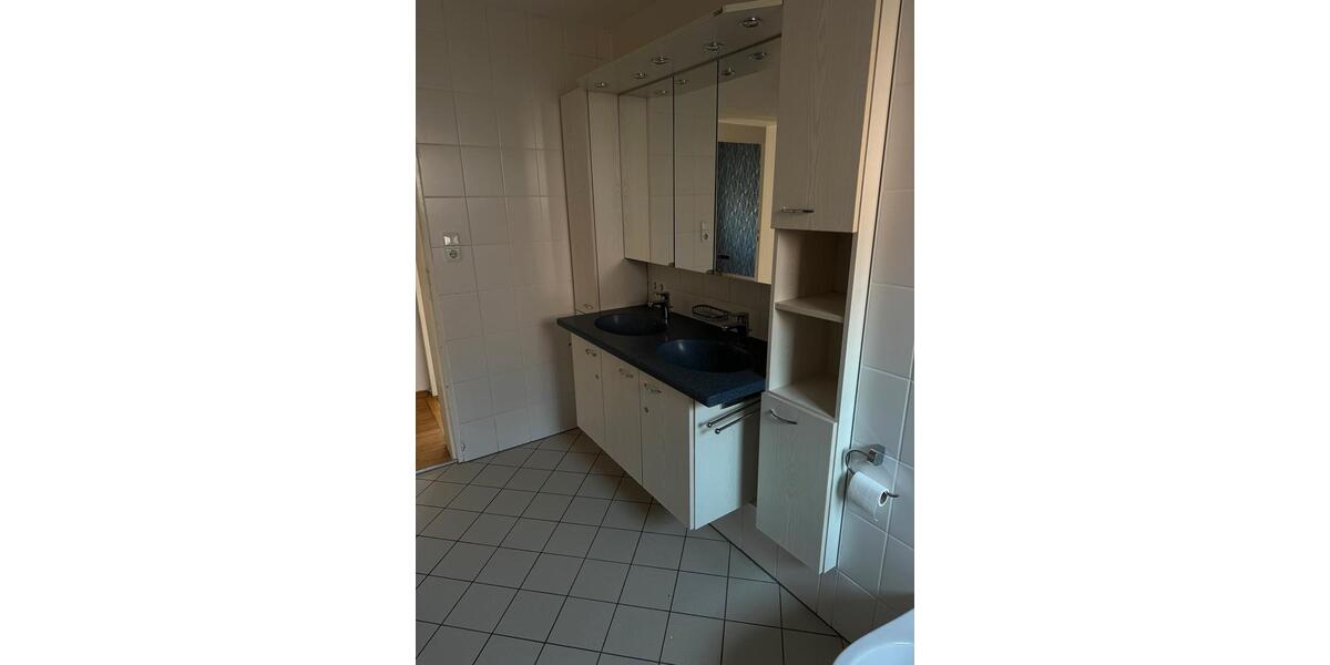 Erdgeschoßwohnung Burglauer - 3 Zimmer, 78 m&sup2;, 800&euro; | Angebot:24839701