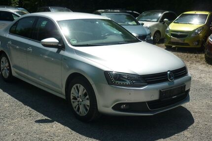 VW Jetta 72.200 km 9.990 &euro; Estenfeld bei Würzburg 97230