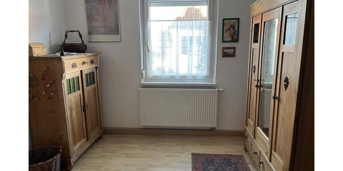 Mehrfamilienhaus, Wohnhaus Schweinfurt Hochfeld-Steinberg - 9 Zimmer, 180 m&sup2;, 380.000&euro; | Angebot:25654242