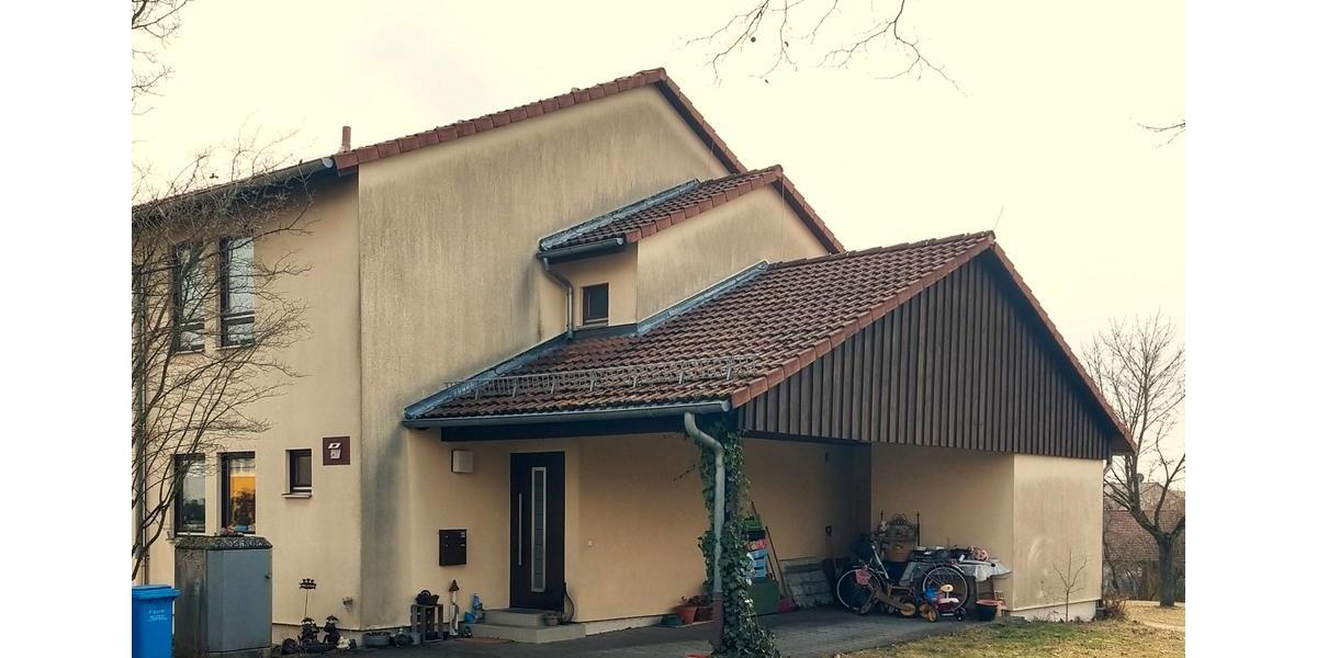 Doppelhaushälfte Schweinfurt Bellevue - 3 Zimmer, 86 m&sup2;, 1.100&euro; | Angebot:26031858
