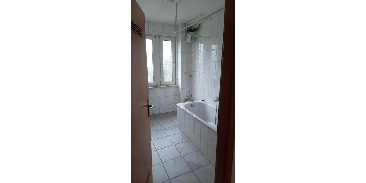Etagenwohnung Bad Kissingen - 3 Zimmer, 69 m&sup2;, 480&euro; | Angebot:25392040