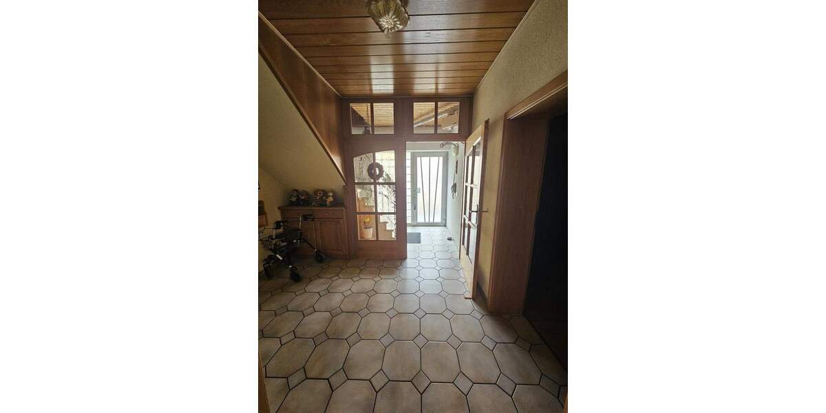 Mehrfamilienhaus, Wohnhaus Prosselsheim - 9 Zimmer, 249 m&sup2;, 469.000&euro; | Angebot:25696246