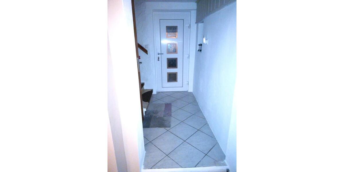 Einfamilienhaus Haßfurt - 7.5 Zimmer, 150 m&sup2;, 185.000&euro; | Angebot:25382998