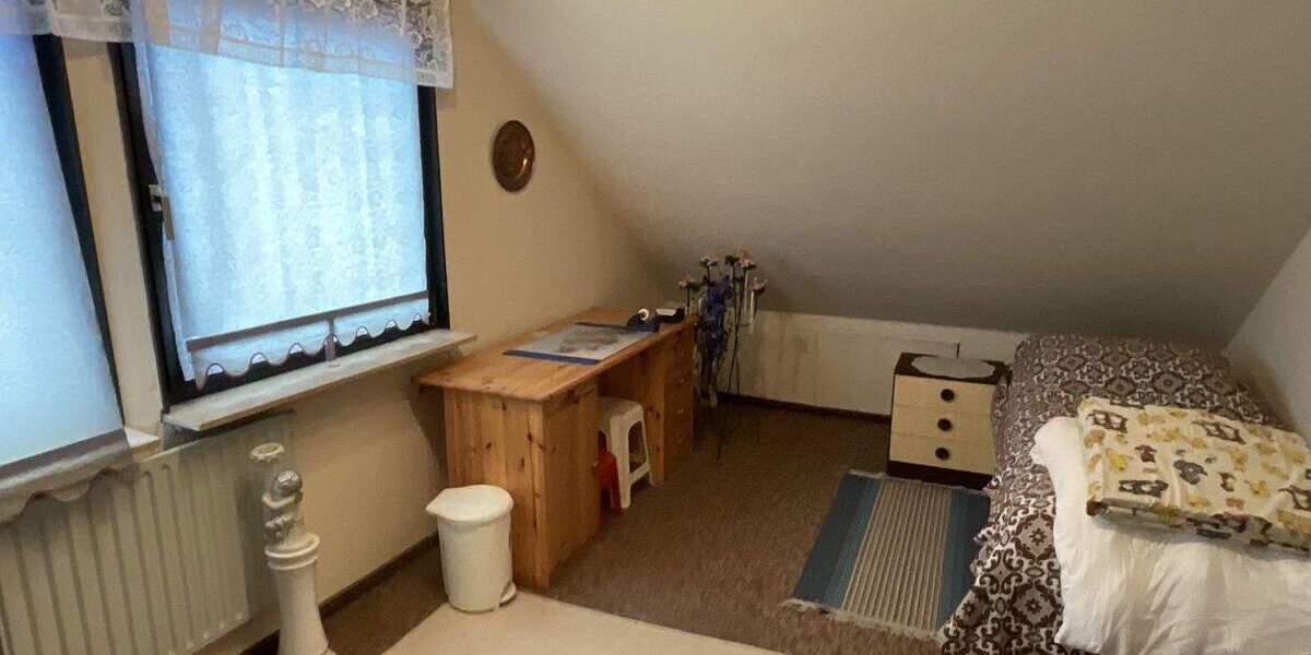 Einfamilienhaus Nüdlingen - 5 Zimmer, 128 m&sup2;, 285.000&euro; | Angebot:25668471