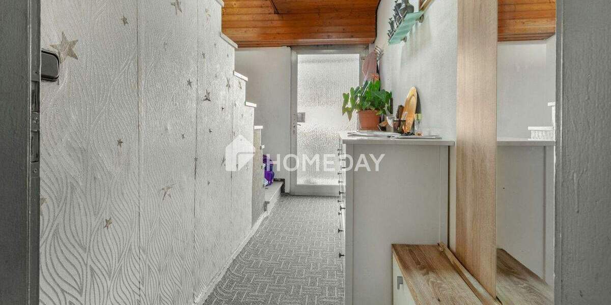 Einfamilienhaus Volkach Gaibach - 7 Zimmer, 230 m&sup2;, 350.000&euro; | Angebot:25689191