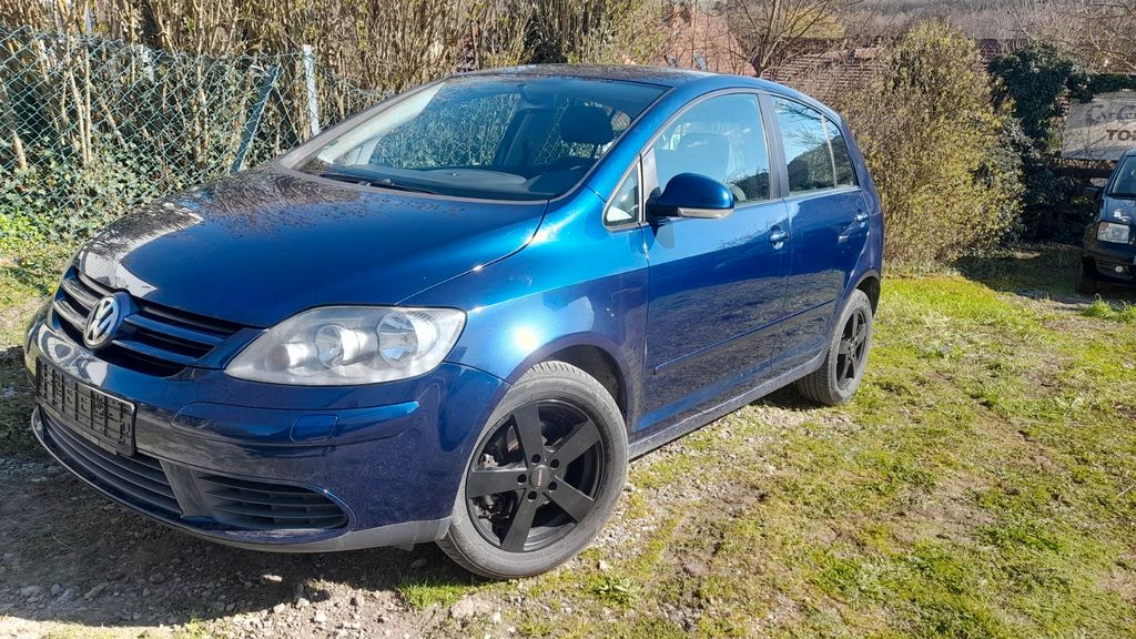 VW Golf 162.500 km 2.690 &euro; Arnstein-Heugrumbach 97450