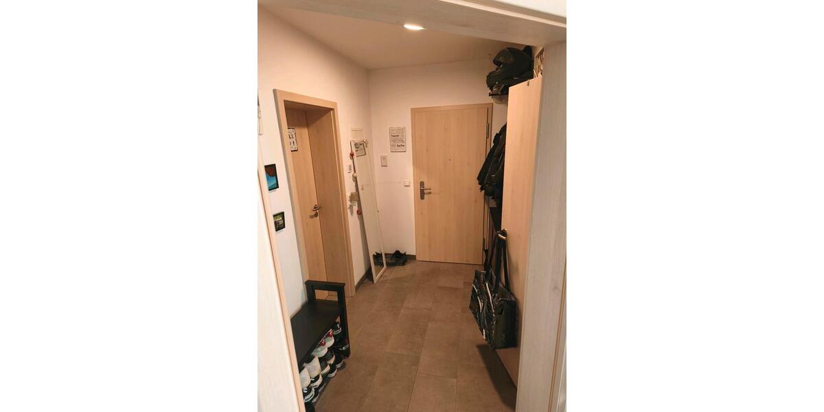 Etagenwohnung Hofheim in Unterfranken - 1 Zimmer, 61 m&sup2;, 740&euro; | Angebot:25891929