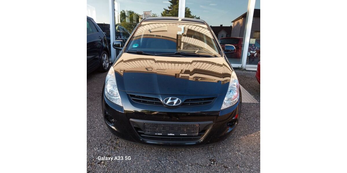 Hyundai i20 140.000 km 3.800 &euro; Gochsheim 97469