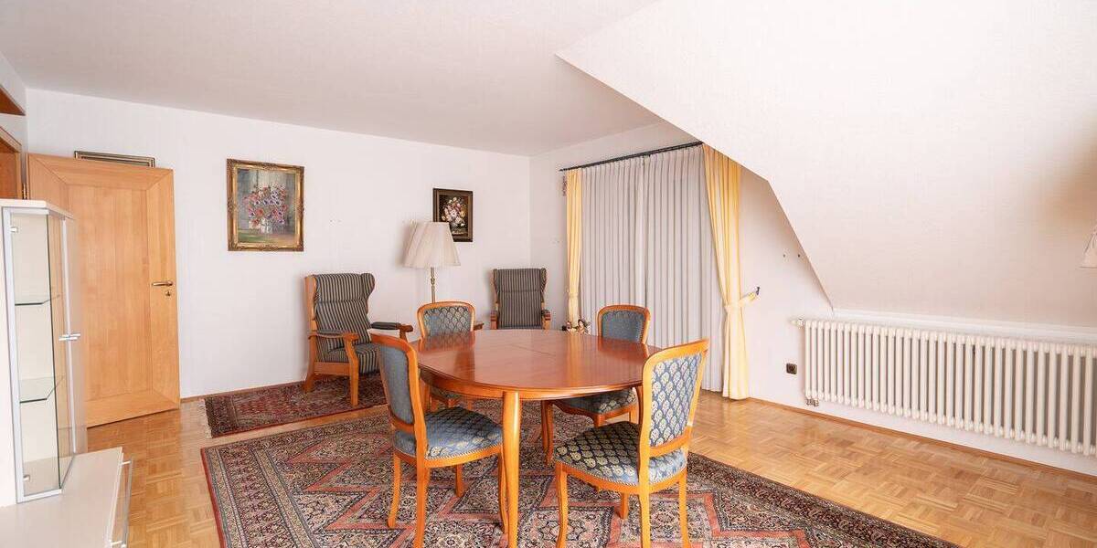 Einfamilienhaus Hohenroth - 6 Zimmer, 285 m&sup2;, 485.000&euro; | Angebot:26028493