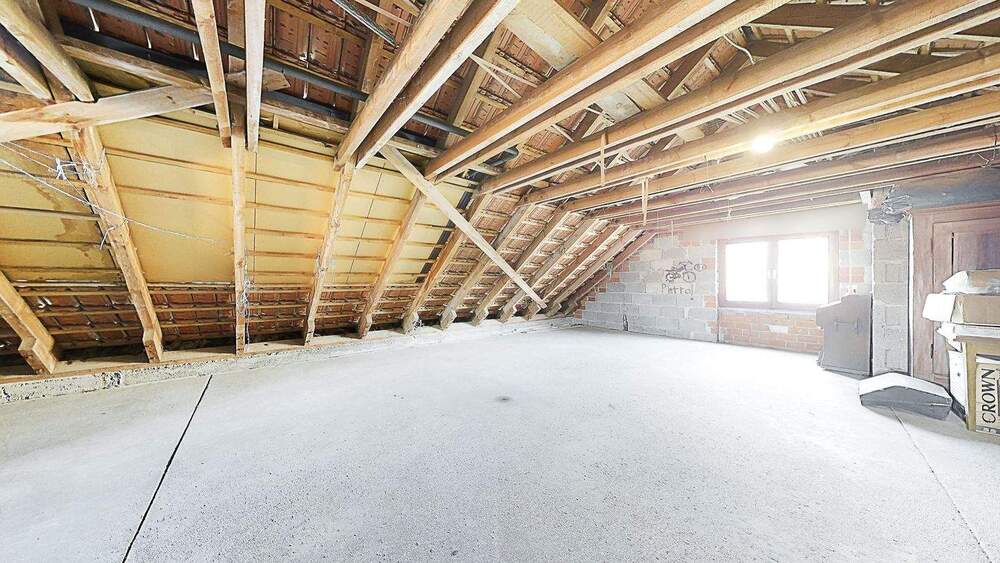 Einfamilienhaus Volkach Eichfeld - 1 Zimmer, 172 m&sup2;, 290.000&euro; | Angebot:25743799