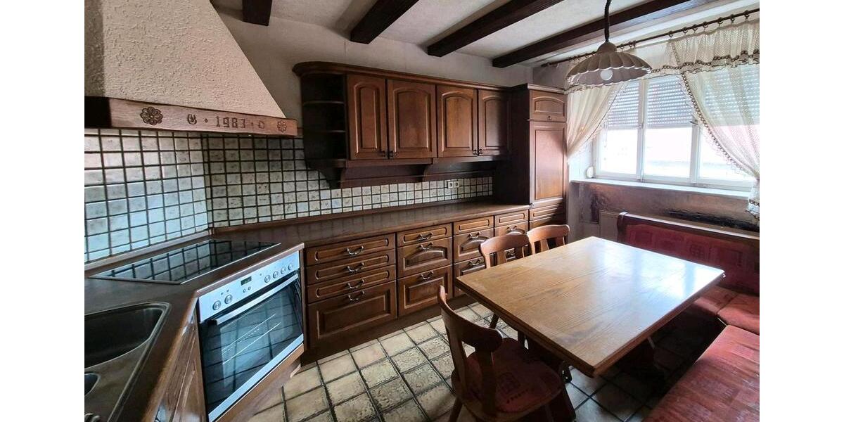Etagenwohnung Dettelbach - 5 Zimmer, 134 m&sup2;, 480&euro; | Angebot:26619029