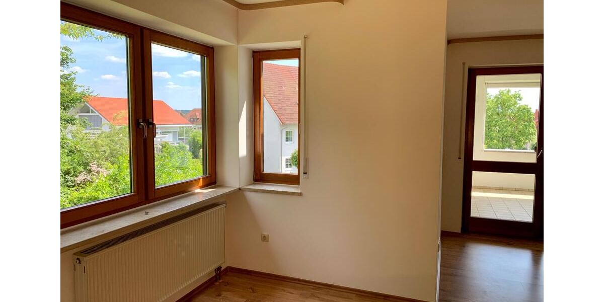 Etagenwohnung Volkach - 3 Zimmer, 91 m&sup2;, 349.000&euro; | Angebot:27002249