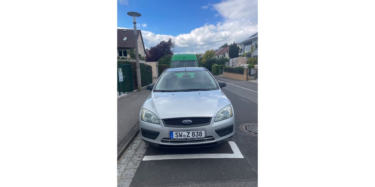 Ford Focus 201.000 km 2.150 &euro; Schweinfurt 97422