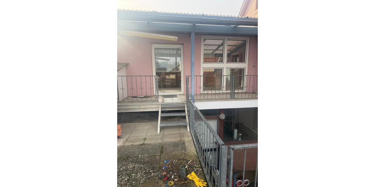 Einfamilienhaus Schweinfurt Haardt - 6 Zimmer, 150 m&sup2;, 170.000&euro; | Angebot:25427986