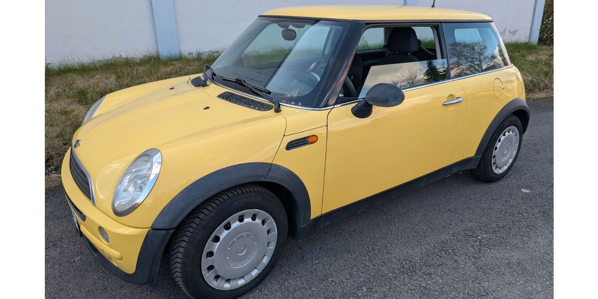 Mini ONE 155.095 km 2.900 &euro; Wiesentheid 97353