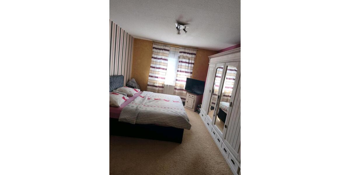 Einfamilienhaus Schweinfurt Gartenstadt - 5 Zimmer, 131 m&sup2;, 1.300&euro; | Angebot:26447220