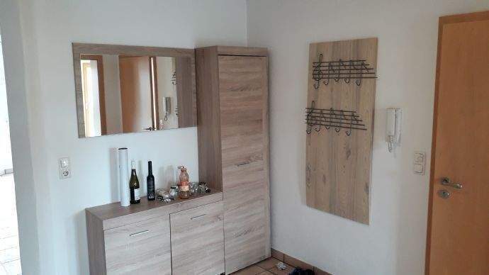 Etagenwohnung Schweinfurt Oberndorf - 2 Zimmer, 75 m&sup2;, 625&euro; | Angebot:25733180