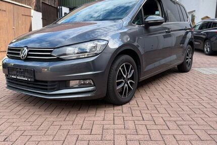 VW Touran 161.000 km 13.750 &euro; Niederlauer 97618