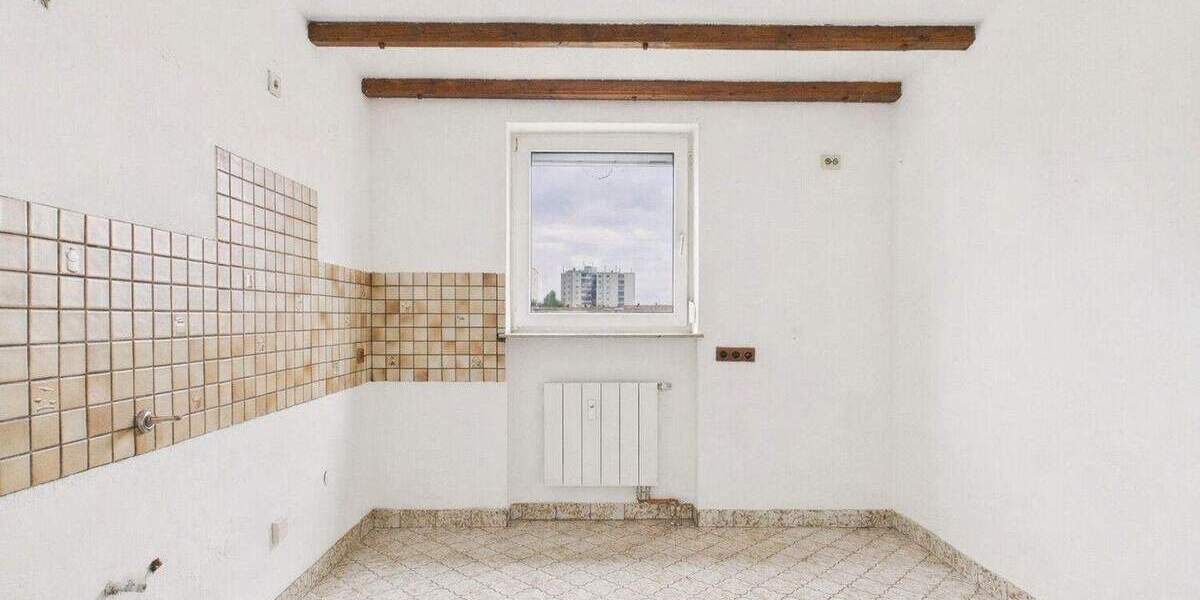 Etagenwohnung Niederwerrn - 3 Zimmer, 90 m&sup2;, 199.000&euro; | Angebot:25732000