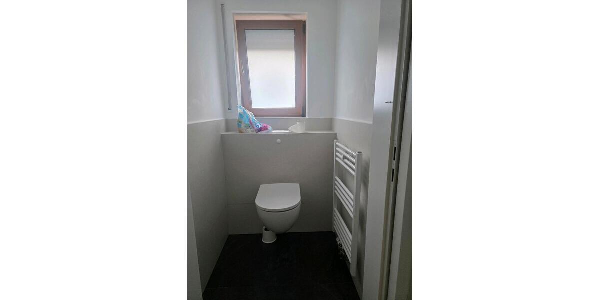 Erdgeschoßwohnung Üchtelhausen - 4 Zimmer, 90 m&sup2;, 1.400&euro; | Angebot:24848451