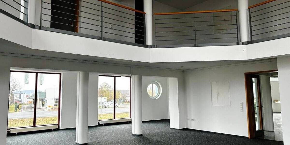 Gewerbeobjekt Haßfurt - 5 Zimmer, 382 m&sup2;, 2.300&euro; | Angebot:25771701