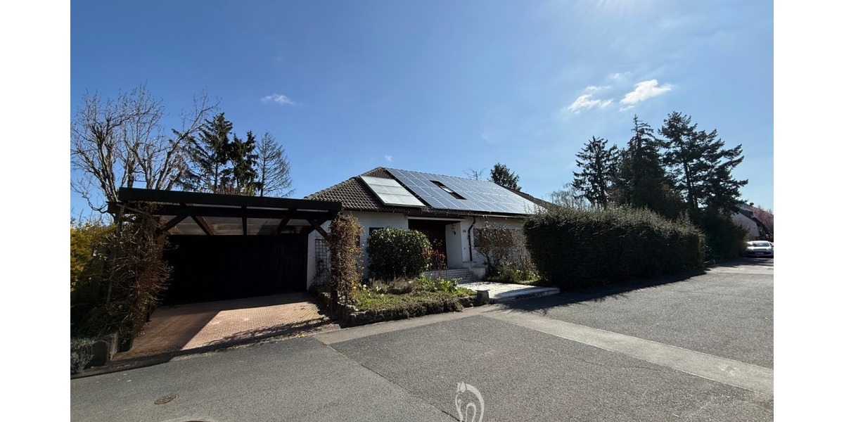 Architektenhaus mit großzügiger Einliegerwohnung und großem Garten in attraktiver Wohnlage - Einfamilienhaus Unterpleichfeld | Angebot:26073612