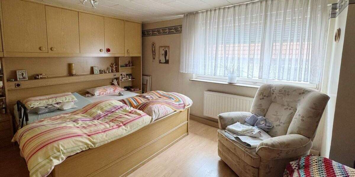 Einfamilienhaus Rimpar - 6 Zimmer, 135 m&sup2;, 159.000&euro; | Angebot:25796519