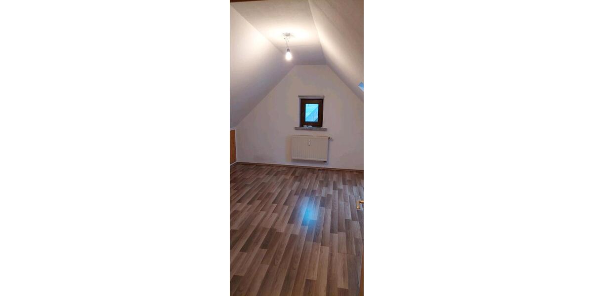 Etagenwohnung Bad Kissingen - 5 Zimmer, 130 m&sup2;, 850&euro; | Angebot:25309067